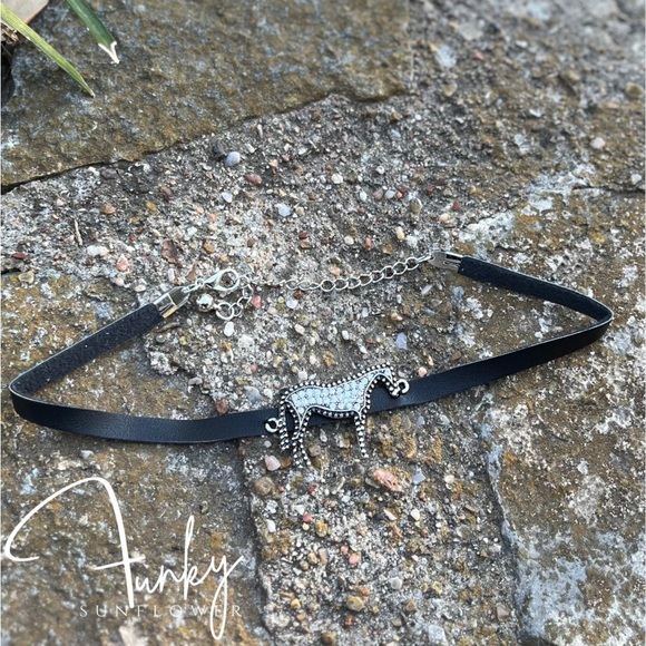 Horse Rhinestone Chocker - Picture 3 of 4